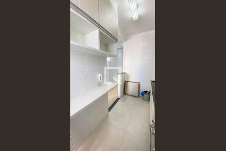 Cozinha de apartamento à venda com 2 quartos, 46m² em Jardim Utinga, Santo André