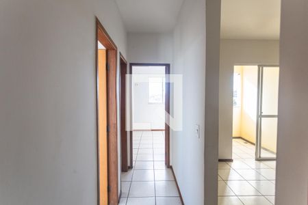 Corredor de apartamento à venda com 3 quartos, 70m² em Cachoeirinha, Belo Horizonte