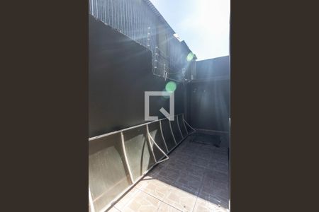 Casa para alugar com 30m², 1 quarto e sem vaga Casa para alugar com 30m², 1 quarto e sem vagaCorredor