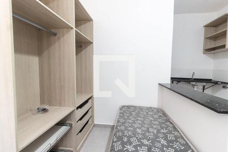 Quarto de casa para alugar com 1 quarto, 30m² em Chora Menino, São Paulo