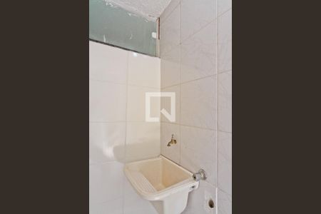 Casa para alugar com 30m², 1 quarto e sem vagaÁrea de Serviço