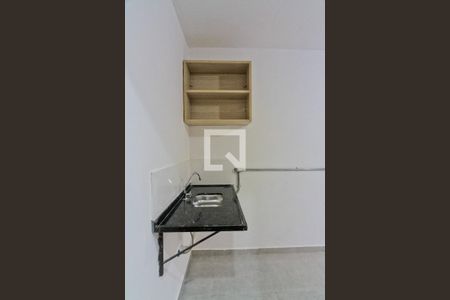 Kitnet de casa para alugar com 1 quarto, 30m² em Chora Menino, São Paulo