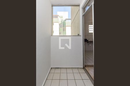 Varanda de apartamento à venda com 2 quartos, 60m² em Buritis, Belo Horizonte