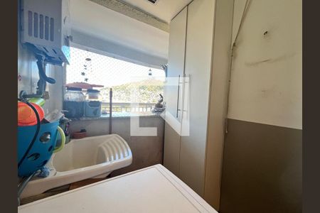 Apartamento para alugar com 62m², 2 quartos e 1 vagaCozinha e Área de Serviço