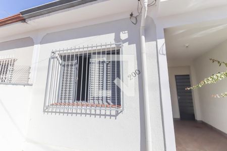 Casa à venda com 154m², 4 quartos e 1 vagaFachada