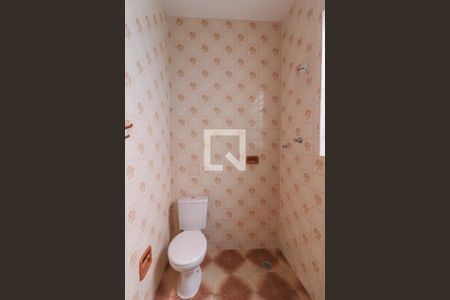 Casa à venda com 154m², 4 quartos e 1 vagaBanheiro