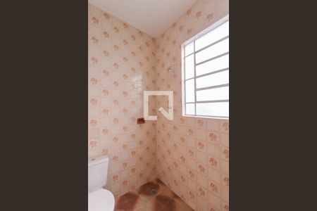 Casa à venda com 154m², 4 quartos e 1 vagaBanheiro