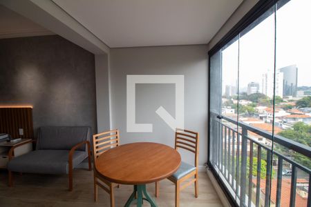 Studio para alugar com 33m², 1 quarto e sem vaga Studio para alugar com 33m², 1 quarto e sem vagaVaranda