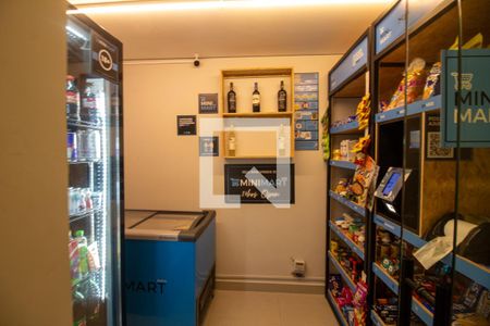 Studio para alugar com 33m², 1 quarto e sem vaga Studio para alugar com 33m², 1 quarto e sem vagaÁrea comum - minimercado