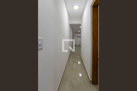 Corredor de apartamento para alugar com 2 quartos, 42m² em Vila Prudente, São Paulo