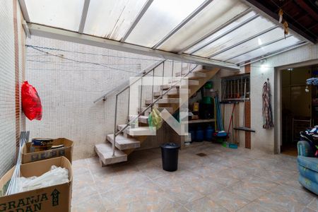 Casa para alugar com 176m², 3 quartos e 2 vagas Casa para alugar com 176m², 3 quartos e 2 vagasQuintal