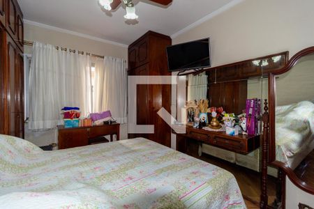 Casa para alugar com 176m², 3 quartos e 2 vagas Casa para alugar com 176m², 3 quartos e 2 vagasQuarto 3 - Suíte