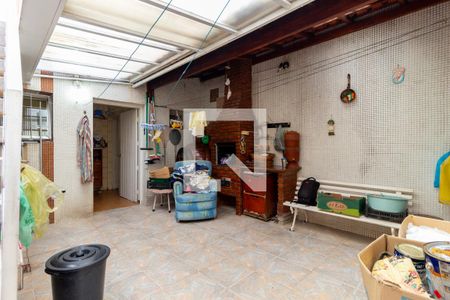 Casa para alugar com 176m², 3 quartos e 2 vagas Casa para alugar com 176m², 3 quartos e 2 vagasQuintal