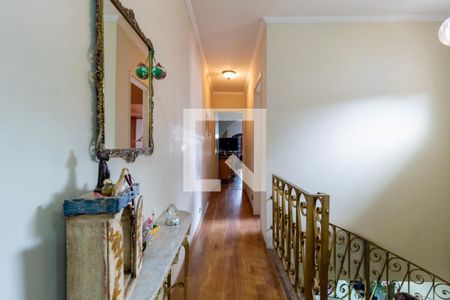 Casa para alugar com 176m², 3 quartos e 2 vagas Casa para alugar com 176m², 3 quartos e 2 vagasCorredor