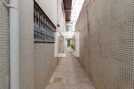 Casa para alugar com 176m², 3 quartos e 2 vagas Casa para alugar com 176m², 3 quartos e 2 vagasCorredor