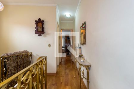 Casa para alugar com 176m², 3 quartos e 2 vagas Casa para alugar com 176m², 3 quartos e 2 vagasCorredor