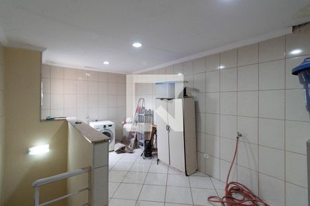 Casa à venda com 230m², 3 quartos e 3 vagas Casa à venda com 230m², 3 quartos e 3 vagasÁrea de Serviço