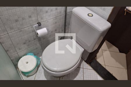Casa de condomínio para alugar com 209m², 2 quartos e 1 vaga Casa de condomínio para alugar com 209m², 2 quartos e 1 vagaBanheiro suíte 1