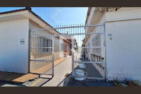 Casa de condomínio para alugar com 209m², 2 quartos e 1 vaga Casa de condomínio para alugar com 209m², 2 quartos e 1 vagaEntrada