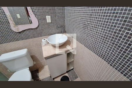Casa de condomínio para alugar com 209m², 2 quartos e 1 vaga Casa de condomínio para alugar com 209m², 2 quartos e 1 vagaBanheiro suíte 2