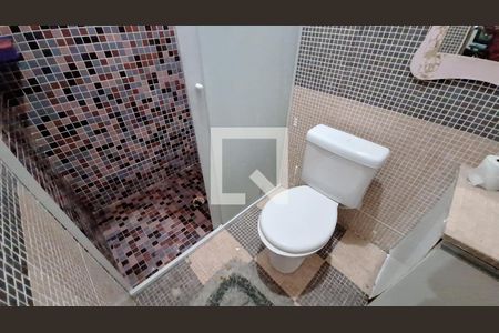 Casa de condomínio para alugar com 209m², 2 quartos e 1 vaga Casa de condomínio para alugar com 209m², 2 quartos e 1 vagaBanheiro suíte 2