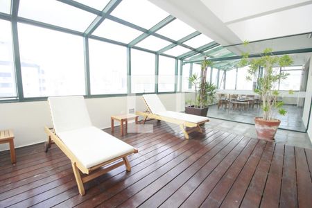 Apartamento para alugar com 47m², 1 quarto e 1 vagaDeck Piscina