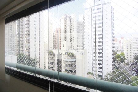 Apartamento para alugar com 47m², 1 quarto e 1 vagaVaranda