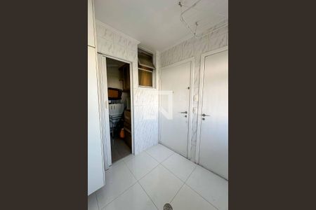 Apartamento para alugar com 140m², 3 quartos e 3 vagas Apartamento para alugar com 140m², 3 quartos e 3 vagasÁrea de Serviço