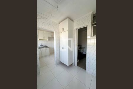 Apartamento para alugar com 140m², 3 quartos e 3 vagas Apartamento para alugar com 140m², 3 quartos e 3 vagasÁrea de Serviço