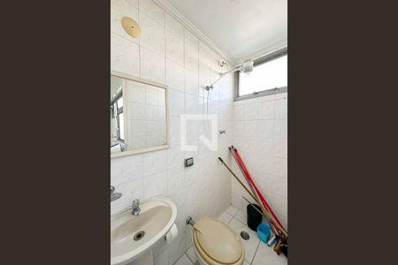 Apartamento para alugar com 140m², 3 quartos e 3 vagas Apartamento para alugar com 140m², 3 quartos e 3 vagasBanheiro da Área de Serviço
