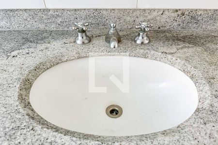 Apartamento para alugar com 140m², 3 quartos e 3 vagas Apartamento para alugar com 140m², 3 quartos e 3 vagasBanheiro da Suíte 2