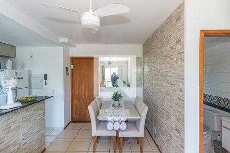 Sala de apartamento à venda com 2 quartos, 48m² em Irajá, Rio de Janeiro