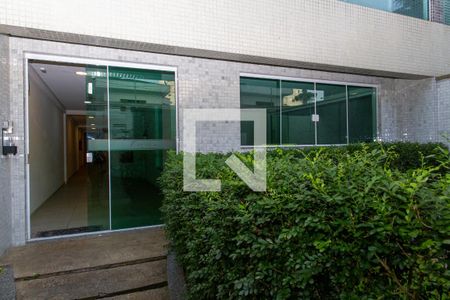 Apartamento à venda com 100m², 2 quartos e 1 vagaÁrea comum
