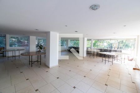 Apartamento à venda com 108m², 2 quartos e 1 vagaÁrea comum - Salão de festas