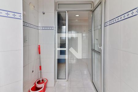 Apartamento à venda com 108m², 2 quartos e 1 vagaCozinha e Área de Serviço