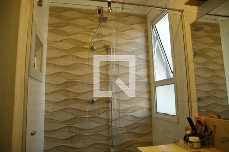 Apartamento à venda com 70m², 2 quartos e 2 vagasBanheiro da Suite