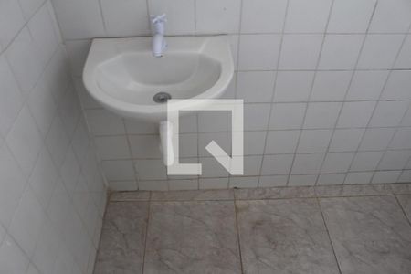 Casa à venda com 170m², 4 quartos e 1 vagaBanheiro