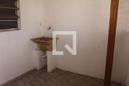 Casa à venda com 170m², 4 quartos e 1 vagaÁrea de serviço