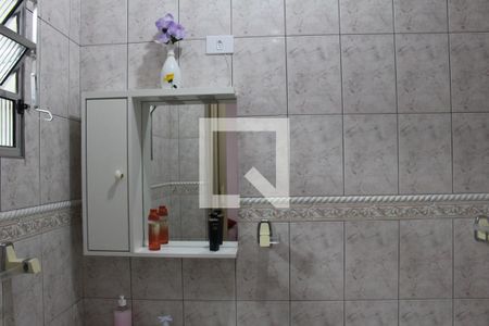 Casa à venda com 170m², 4 quartos e 1 vagaBanheiro