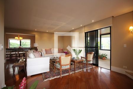 Sala de apartamento à venda com 4 quartos, 220m² em Paraíso do Morumbi, São Paulo