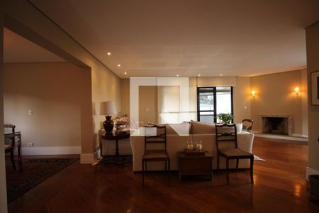 Apartamento à venda com 4 quartos, 220m² em Paraíso do Morumbi, São Paulo