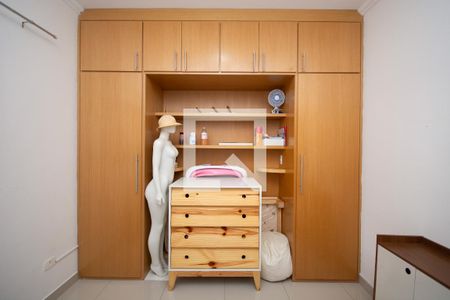 Casa à venda com 400m², 5 quartos e 9 vagas Casa à venda com 400m², 5 quartos e 9 vagasQuarto 2