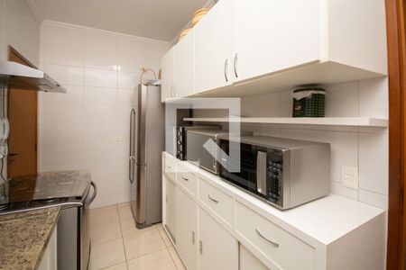 Casa à venda com 400m², 5 quartos e 9 vagas Casa à venda com 400m², 5 quartos e 9 vagasCozinha 2