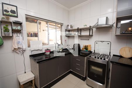 Casa à venda com 400m², 5 quartos e 9 vagas Casa à venda com 400m², 5 quartos e 9 vagasCozinha