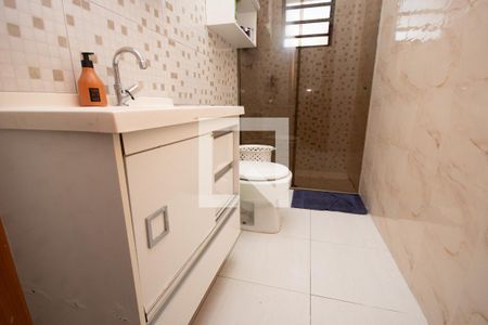 Casa à venda com 400m², 5 quartos e 9 vagas Casa à venda com 400m², 5 quartos e 9 vagasBanheiro Corredor 2