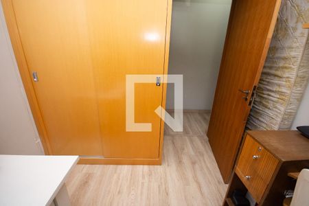 Casa à venda com 400m², 5 quartos e 9 vagas Casa à venda com 400m², 5 quartos e 9 vagasQuarto 4