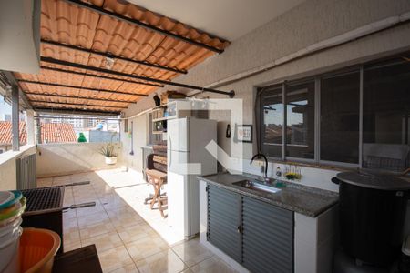 Casa à venda com 400m², 5 quartos e 9 vagas Casa à venda com 400m², 5 quartos e 9 vagasÁrea de Serviço