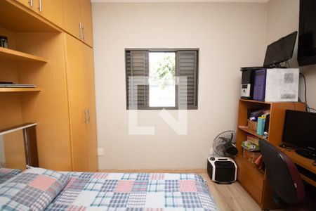 Casa à venda com 400m², 5 quartos e 9 vagas Casa à venda com 400m², 5 quartos e 9 vagasQuarto 3