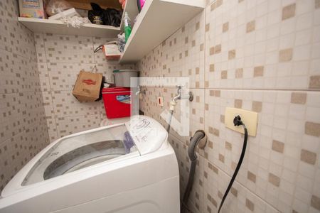 Casa à venda com 400m², 5 quartos e 9 vagas Casa à venda com 400m², 5 quartos e 9 vagasÁrea de Serviço 2