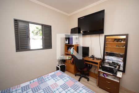 Casa à venda com 400m², 5 quartos e 9 vagas Casa à venda com 400m², 5 quartos e 9 vagasQuarto 3